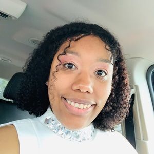 Meet your Posher, Keydra